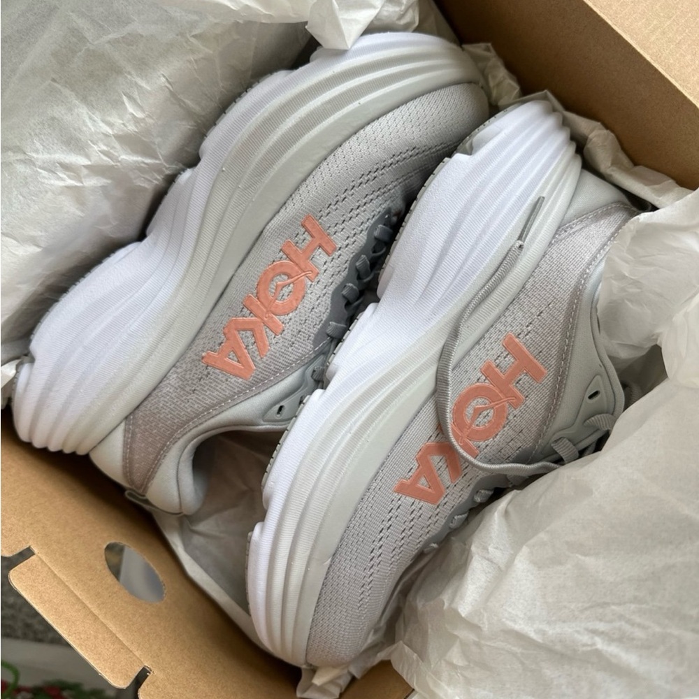 Hoka Bondi 8 Harbor Mist Lunar Rock